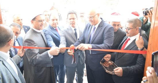 محافظ القليوبية ورئيس جامعة بنها ومدير الأمن يفتتحون مسجد الحبيب المصطفى