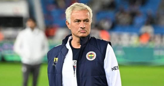 مورينيو بعد فوز بنفيكا: أناشد جماهير ريال مدريد ألا يقفزوا من البلكونة