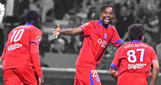 تولوز ضد بي اس جي.. باريس يحسم الشوط الأول 4-1 في الدوري الفرنسي "فيديو"