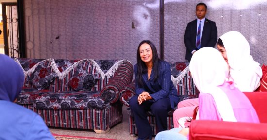 وزيرة التضامن تجرى زيارة مفاجئة بحلوان للاطمئنان على خدمة اليتيمات والمسنات