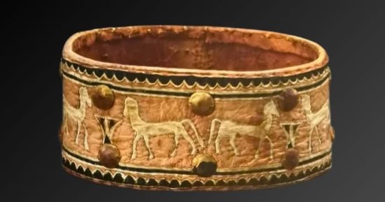 مقتنيات المتحف المصري.. أطواق الكلاب في مصر القديمة