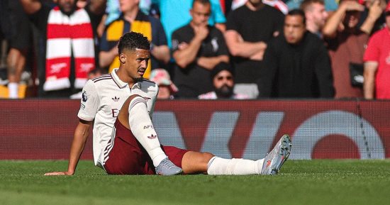 ليفربول ضد أرسنال.. إصابة مبكرة لساليبا تربك حسابات الجانرز
