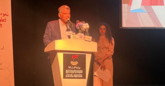 عادل حسان: قدمنا لوزير الثقافة مشروعا متكاملا لمهرجان قومى للمسرح المدرسى