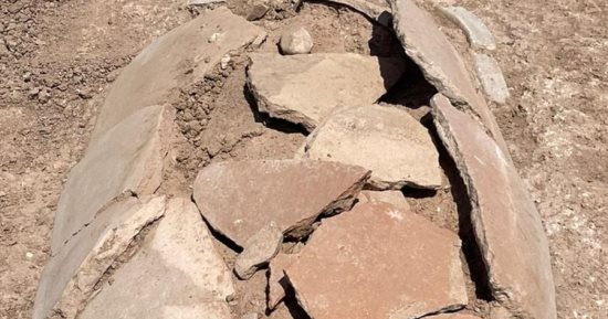 مدينة أثرية عمرها 5000 عام تظهر من جديد تحت مياه بحيرة سد الموصل بالعراق
