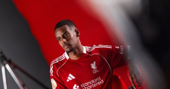 ليفربول يُغير قواعد اللعبة بإنفاق أكثر من نصف مليار يورو في ميركاتو إنجلترا