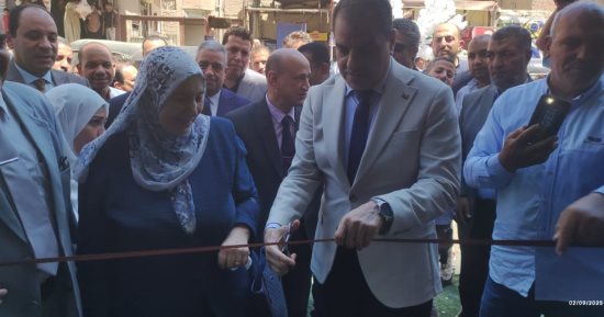 رئيس كهرباء مصر الوسطى يفتتح "خدمة عملاء سنورس" بالفيوم لخدمة 200 ألف مشترك