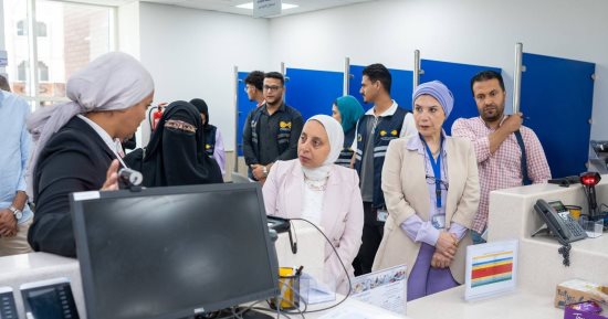 وكيل الصحة بالإسماعيلية تتفقد مركز خدمات مشتقات البلازما