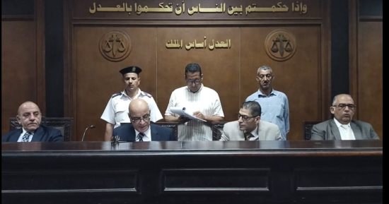 من الإعدام لسجن7 سنوات..مستأنف بنها تخفف الحكم على حلاق بعد تعديه على فتاة