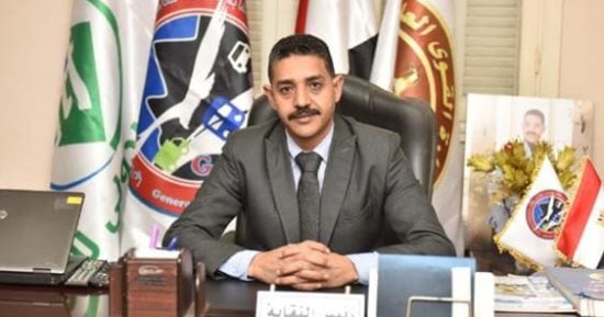 نقابة النقل والمواصلات تطلق مقترحا لتطوير التاكسي الأبيض.. عداد رقمي موحد وتطبيق حكومي للحجز الإلكتروني وإصدار كارت ذكي لكل سائق.. ورئيس النقابة: تركيب GPS إجباري وخطة إحلال للسيارات القديمة خلال 27 شهرا