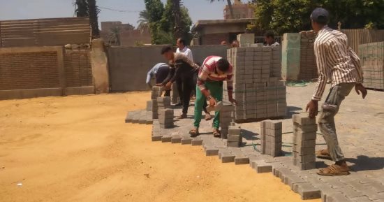 محافظ الجيزة يعلن رفع كفاءة ورصف 120 شارعًا فى البدرشين بـ"الإنترلوك"