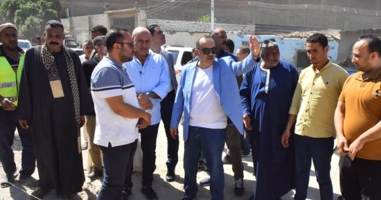 محافظ أسيوط يطلق المرحلة الثانية من تطوير عرب المدابغ ويعلن بدء التخطيط لمشروعات تنموية