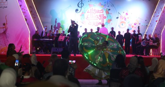 الإنشاد والمديح النبوى ينير الليلة الثامنة لـ"صيف قطاع المسرح"