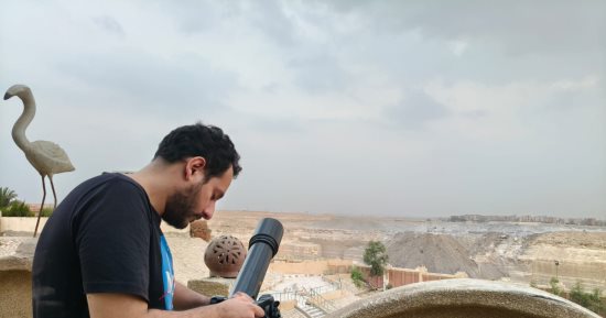 شاهد بث مباشر خسوف القمر الكلى من مرصد الختم الفلكى بأبو ظبى 