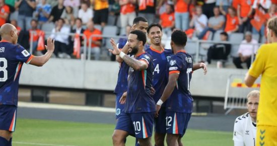 هولندا تنجو من كمين ليتوانيا 3-2 فى ليلة ديباى التاريخية بتصفيات المونديال