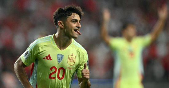 منتخب إسبانيا يدك تركيا بثلاثية فى الشوط الأول بتصفيات كأس العالم