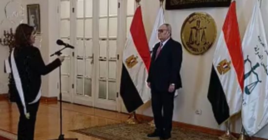 أول دفعة قاضيات فى تاريخ مجلس الدولة يؤدين اليمين أمام رئيس المجلس.. صور