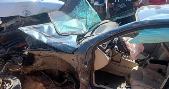 مصرع 4 أشخاص فى حادث تصادم سيارتين على صحراوى البحيرة