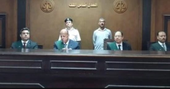 المشدد 15 سنة لـ4 متهمين بتزوير توكيلات لبيع شقق وهمية لمواطنين فى بنها