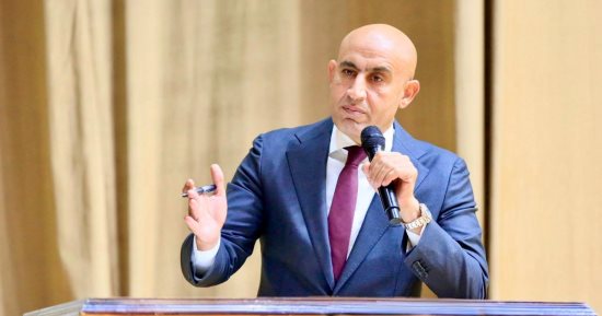 وزير التعليم يوجه بوجود الكتب مع الطلاب منذ أول يوم دراسة