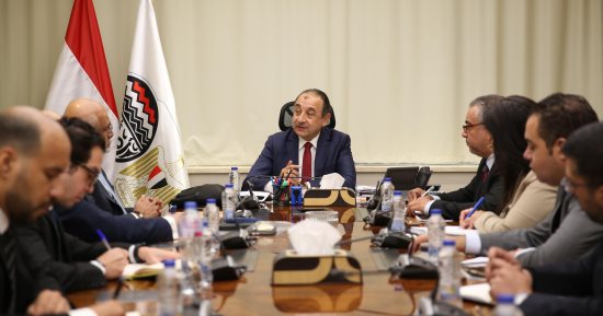 وزير قطاع الأعمال يستقبل وفد مجموعة البنك الدولي لبحث تعزيز التعاون المشترك