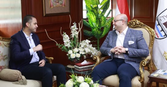 تطوير وإنشاء مستشفيات.. محافظ بنى سويف يبحث مع نائب وزير الصحة خطط التطوير