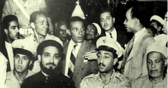 صورة للرئيس الراحل أنور السادات خلال احتفال الكنيسة الأرثوذكسية بعيد النيروز
