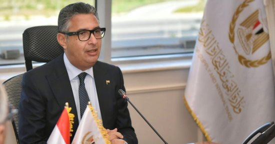 وزير التموين: توافر السكر الحر بالمجمعات الاستهلاكية بسعر 28 جنيها للكيلو