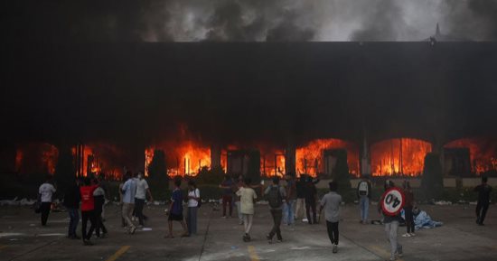 النيبال على صفيح ساخن.. هروب 13500 سجين وسقوط عشرات القتلى