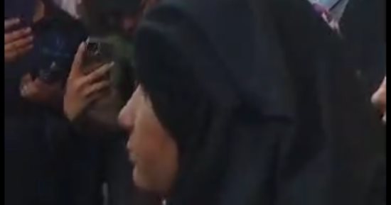 والدة الأطفال الـ6 المجنى عليهم فى قضية دلجا: "عاوزة حق ولادى".. فيديو