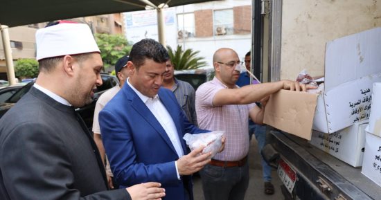 محافظ المنوفية: استلام 2 طن لحوم ضمن "صكوك الأضاحى" لتوزيعها على الأولى بالرعاية