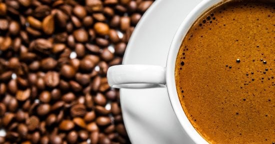 6 تغيرات تحدث لجسمك عندما تشرب القهوة "على الريق"
