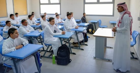 "تعليم الباحة" يكرم 96 طالبا وطالبة حققوا مراكز متقدمة على مستوى السعودية
