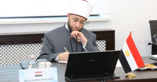 مفتى كازاخستان يستقبل وزير الأوقاف على هامش قمة زعماء الأديان