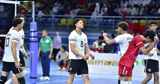منتخب شباب الطائرة يهزم الكاميرون ويتوج ببطولة أفريقيا