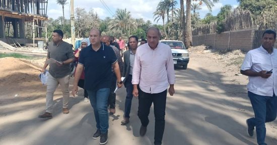 جولة لنائب محافظ الجيزة فى كرداسة للوقوف على مستوى النظافة والإشغالات.. صور