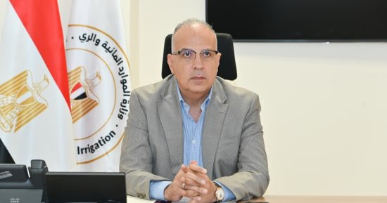 وزير الرى: جارٍ غلق 82 بئرا جوفية شديدة الملوحة فى سيوة مع حفر بدائل عذبة