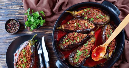 طريقة عمل سلطة الباذنجان باللحم المفروم