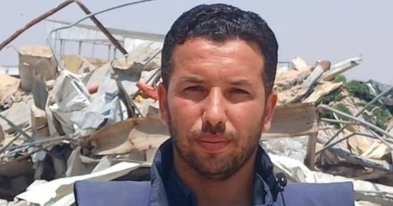 الصحفي الفلسطيني يحيى اليعقوبي الفائز بجائزة هيكل للصحافة العربية: الشهداء أصحاب الجائزة الحقيقون
