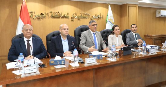محافظ الجيزة: استكمال طلاء واجهات 482 مدرسة على مستوى الأحياء والمراكز