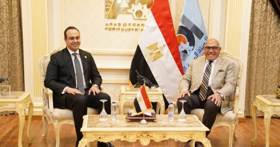 الرعاية الصحية والهيئة العربية للتصنيع تبحثان سبل تعزيز التعاون الاستراتيجى المشترك