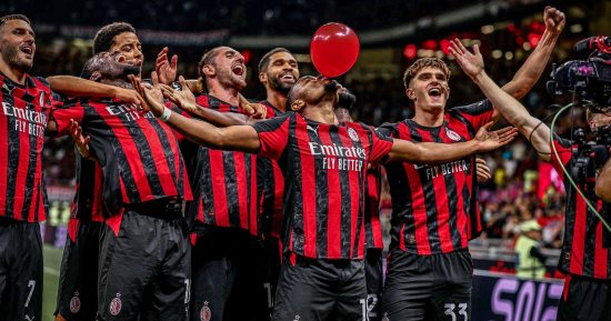 ميلان يحقق ربحا قياسيا للسنة الثالثة مع إيرادات تقترب من نصف مليار يورو