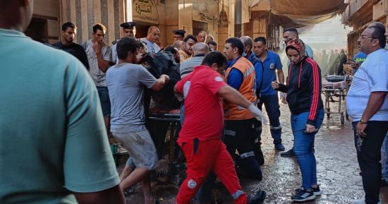 الهلال الأحمر المصرى يوجّه فرق الطوارئ لإجراء الإسعافات في حادث مصنع المحلة