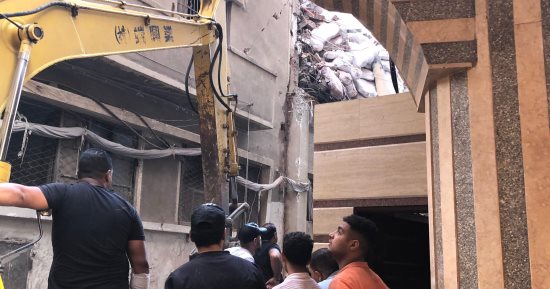 بعد 5 أيام من الواقعة.. انتشال جثمان جديد من أسفل أنقاض مصنع المحلة