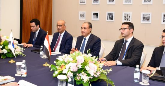 بدر عبد العاطي يبحث مع وزيرة خارجية كوريا الجنوبية تطوير العلاقات بين البلدين