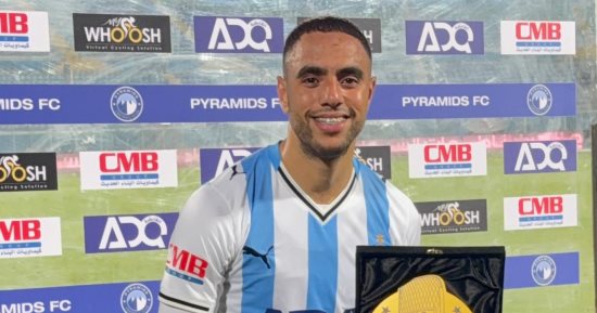 محمد الشيبى يحصل على جائزة أفضل لاعب فى مباراة بيراميدز والطلائع