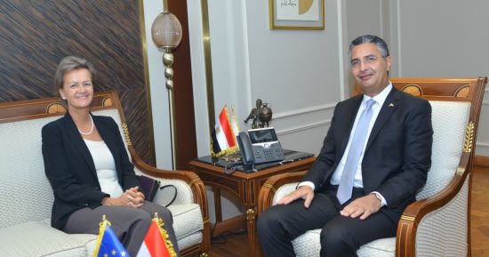 وزير التموين يبحث مع سفيرة الاتحاد الأوروبى تعزيز التعاون بمجالات الأمن الغذائى