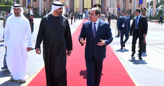 مصر والإمارات علاقات الشراكة الاستراتيجة والأخوة الراسخة.. مواقف مساندة ودعم متبادل.. تحالف تاريخى فى مواجهة الأزمات.. تضامن مصرى بمواجهة عدوان إيران.. وأبوظبى محطة رئيسة فى جولة الرئيس لدعم الخليج