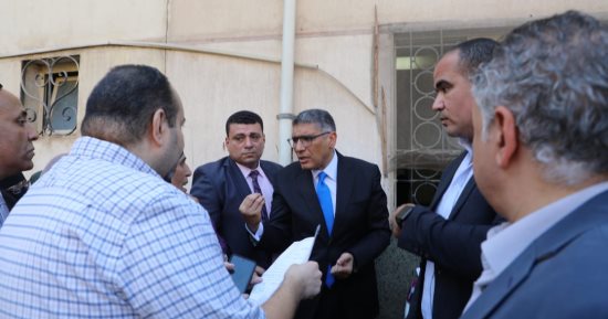 محافظ الجيزة يغير مسار جولته ويتفقد خدمات مستشفى أبو النمرس بشكل مفاجئ