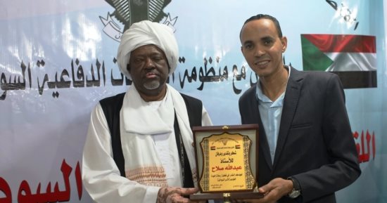 قنصلية السودان بأسوان تكرم "اليوم السابع" لتغطيتها المتميزة لقطار العودة الطوعية