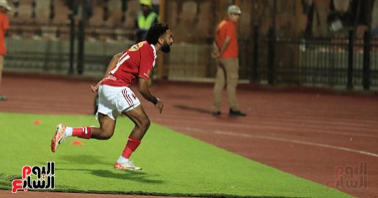 حسين الشحات يبدأ التأهيل من مزق وتر العضلة الخلفية فى الأهلي